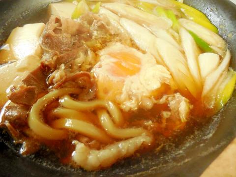すき焼き風うどん～あったかいんだからぁ♪