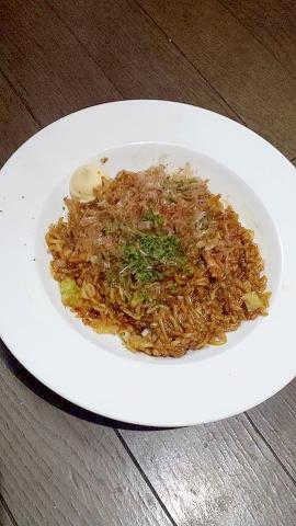 クセになる味！　神戸の地元メシ☆そばめし