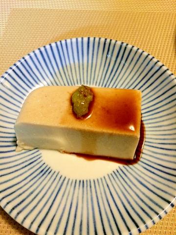 簡単ですが濃厚です☆手作り胡麻豆腐