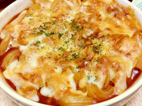 パスタソースで！鶏むね肉のトマトグラタン