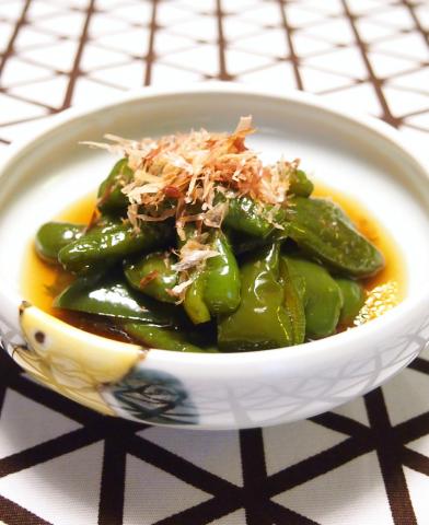 レンジで簡単　とろけるピーマンの煮びたし