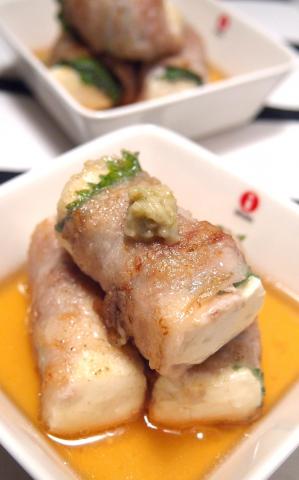 揚げだし豚豆腐　わさび添え