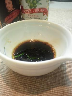 基本のバルサミコ酢ドレッシング