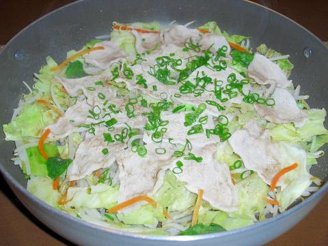 ポン酢でさっぱり♪我が家の“豚肉と野菜の蒸し焼き”