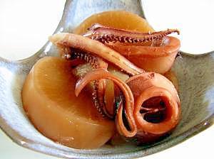 圧力鍋で簡単♪イカと大根の煮物