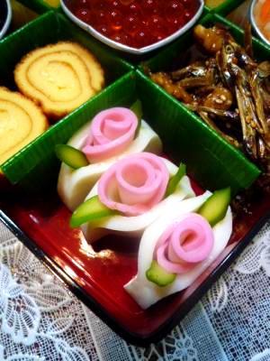 おせちに♪お弁当に♪お花のかまぼこ