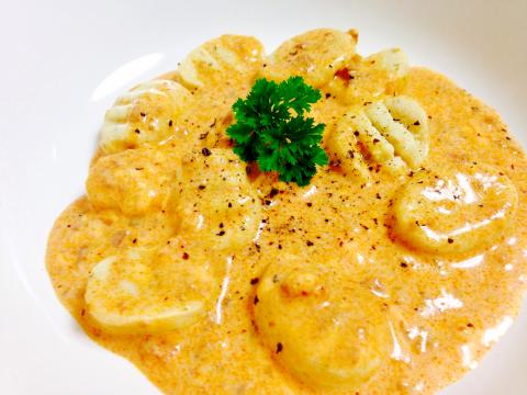 低糖質☆もちもちニョッキと簡単トマトクリームソース