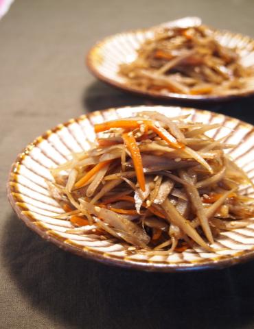 簡単に作れる　料理やさんの きんぴらごぼう
