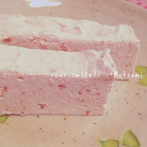 いちごジャムで簡単ムース♡