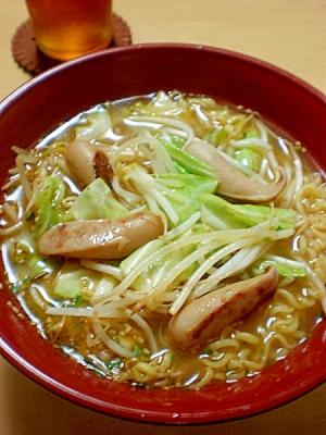定番のラーメンの具(キャベツともやしの野菜炒め)